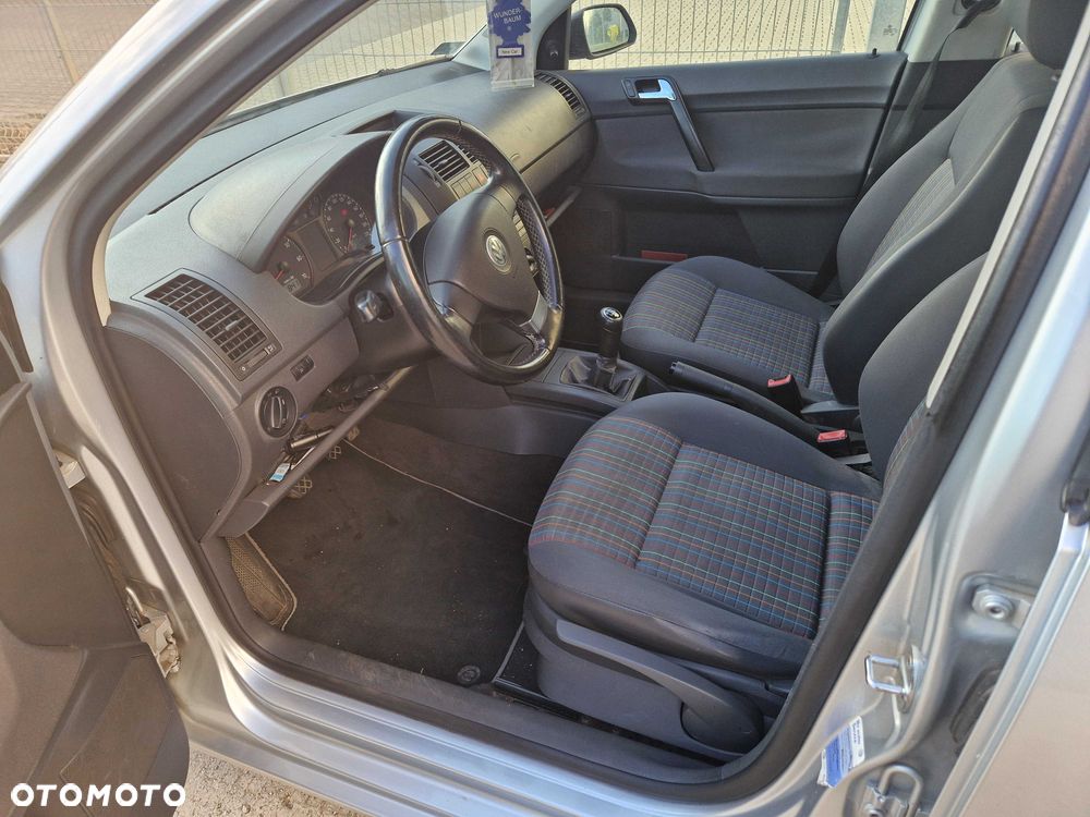 Volkswagen Polo - 8