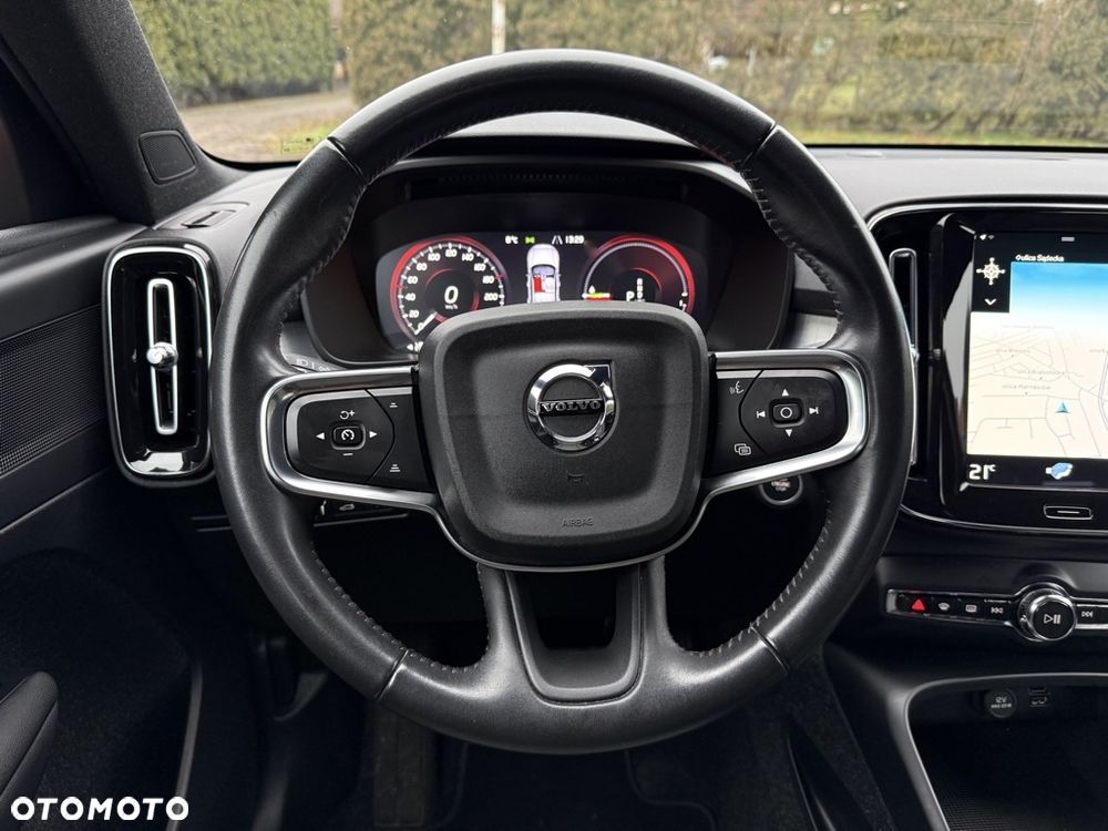 Volvo XC 40 - 21