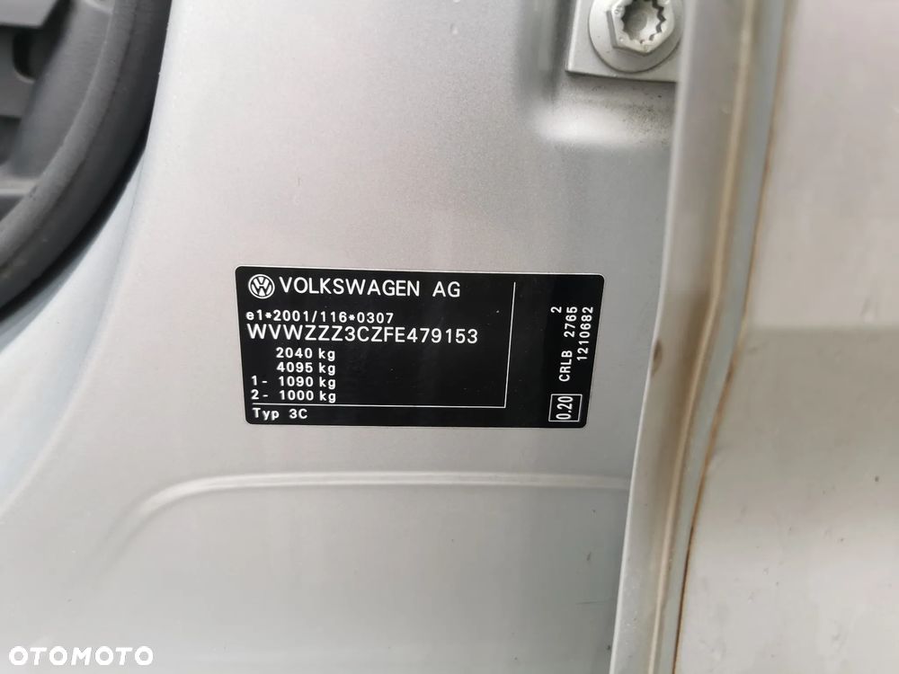 Volkswagen Passat 2.0 TDI (BlueMotion Technology) DSG Comfortline - 27