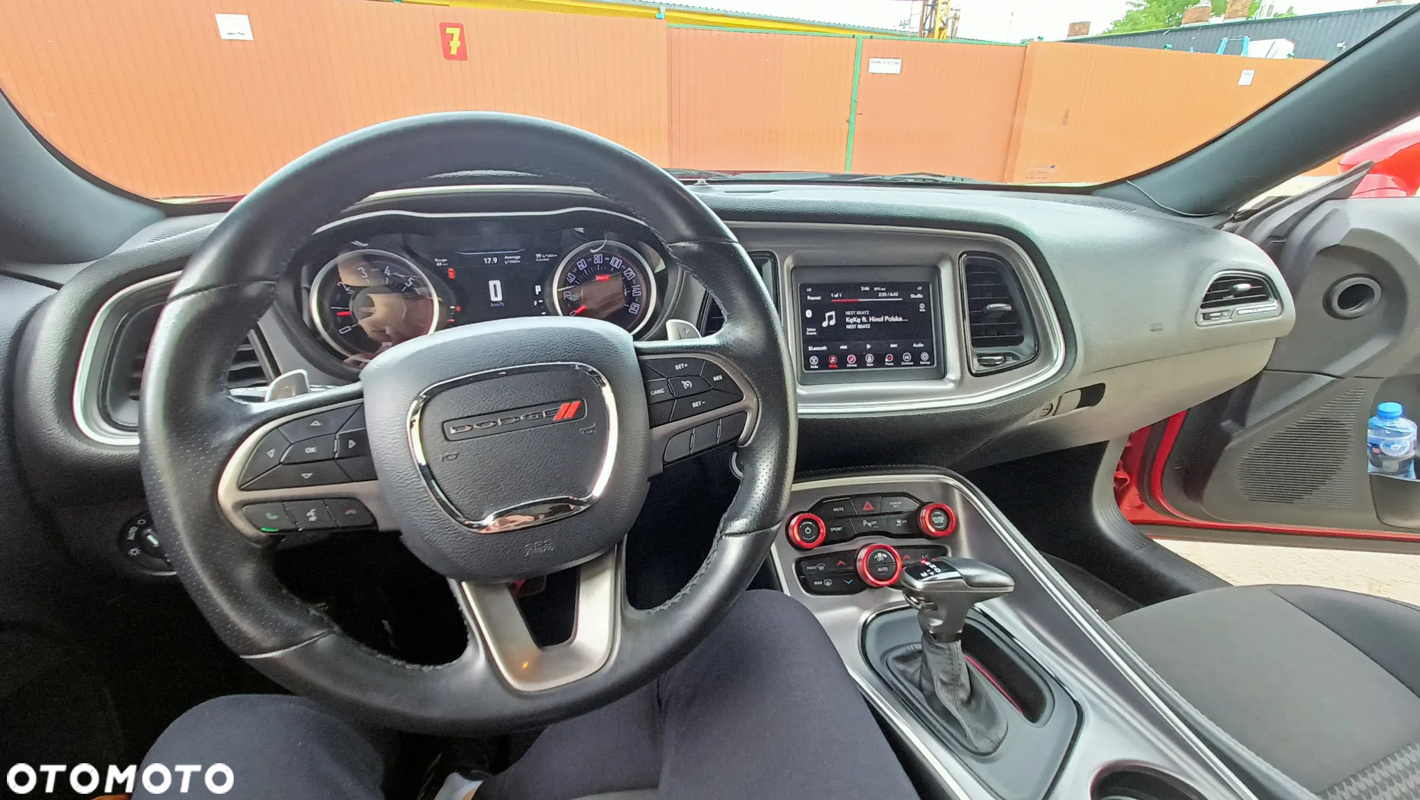 Dodge Challenger 5.7 R/T - 8
