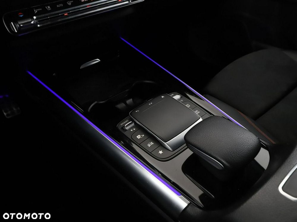 Mercedes-Benz EQA 250 AMG Line - 33