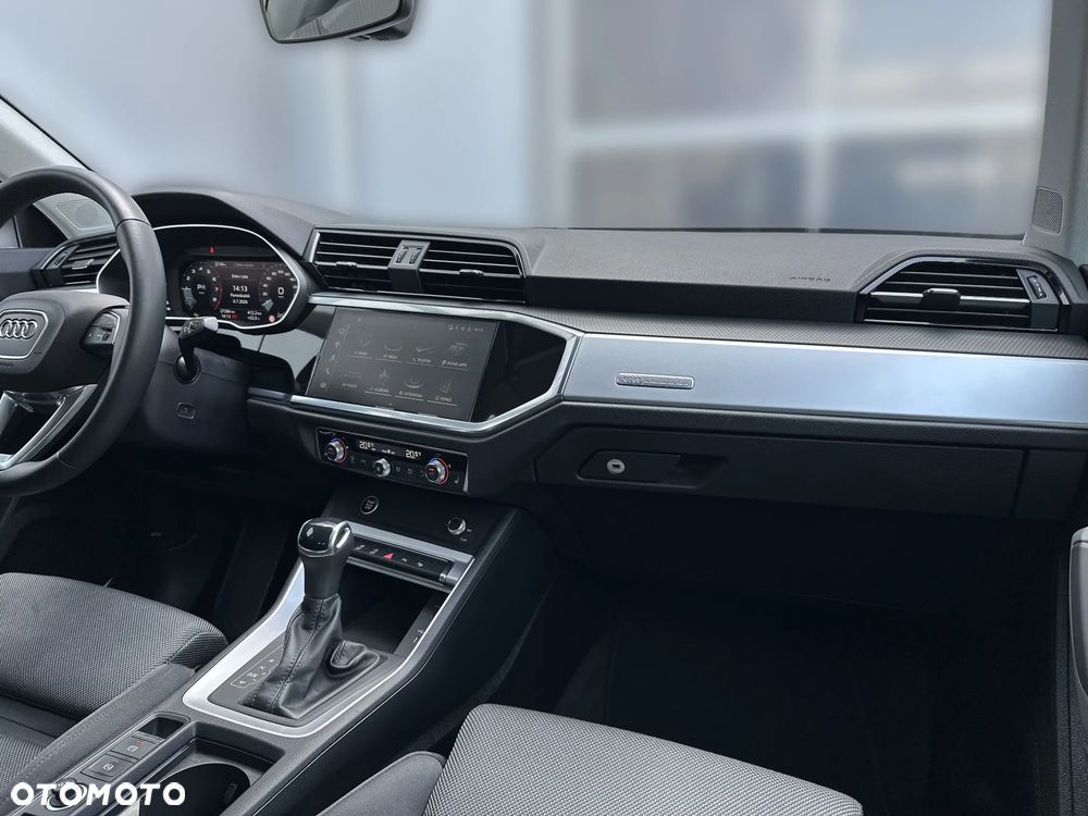 Audi Q3 35 TFSI mHEV S-Line S tronic - 17