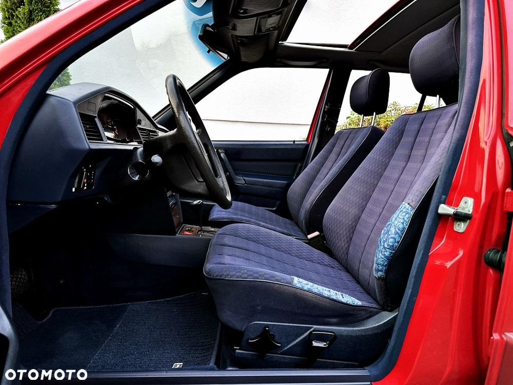 Mercedes-Benz W201 (190) - 26