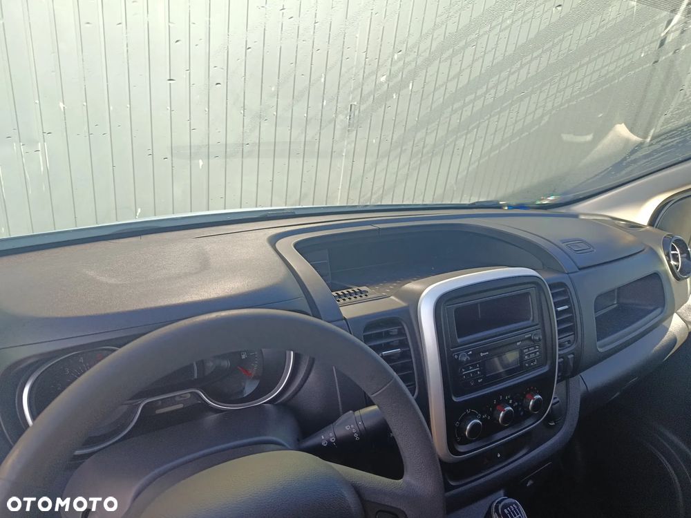 Renault TRAFIC - 16
