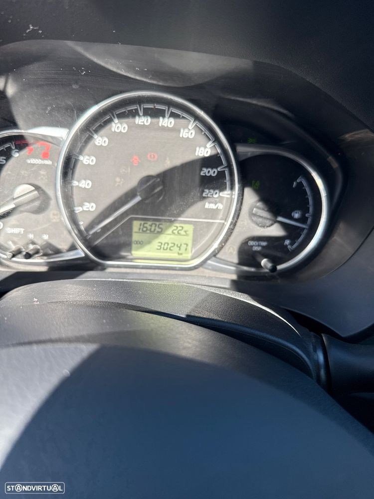 Toyota Yaris 1.0 VVT-i Comfort - 6
