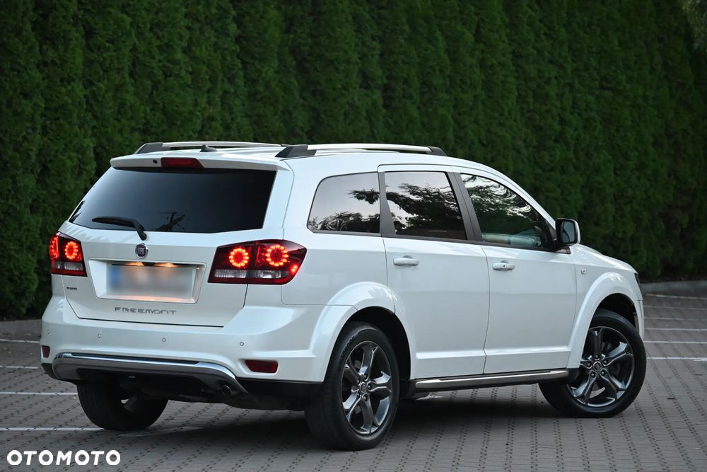 Fiat Freemont 2.0 Multijet 16V DPF Automatik Allrad Cross - 11