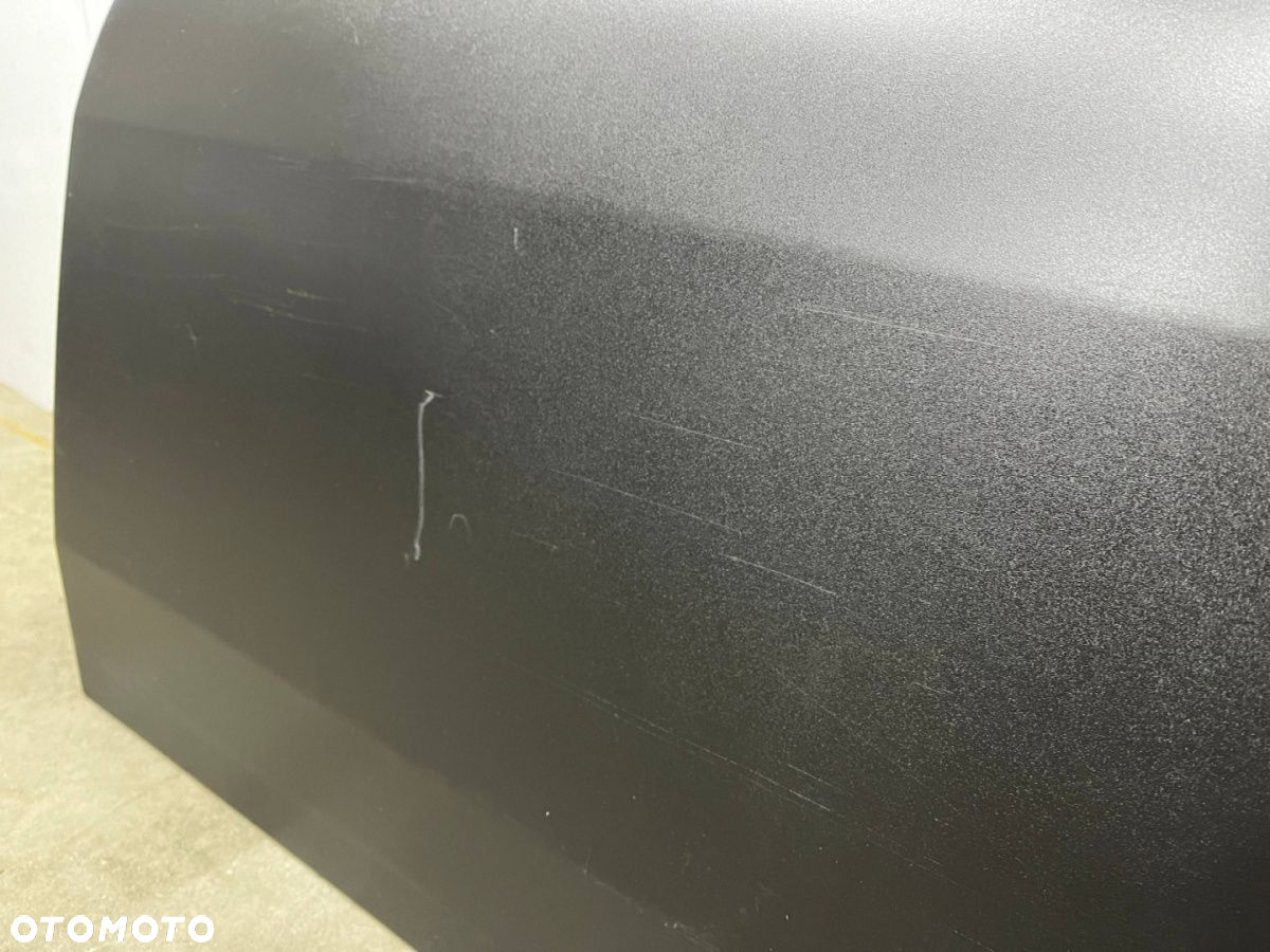 Listwa Iveco Daily IV 4 nakładka karoseryjna boczna prawa tylna LONG 14r.-> 5801811685 - 7