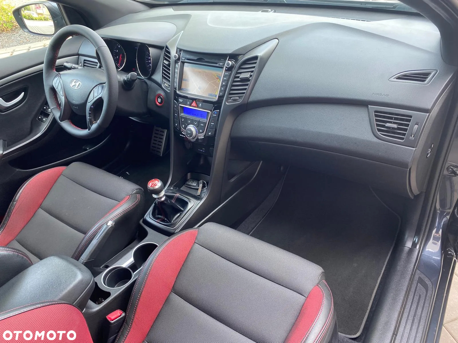 Hyundai i30 1.6 GDI Turbo Sport - 32