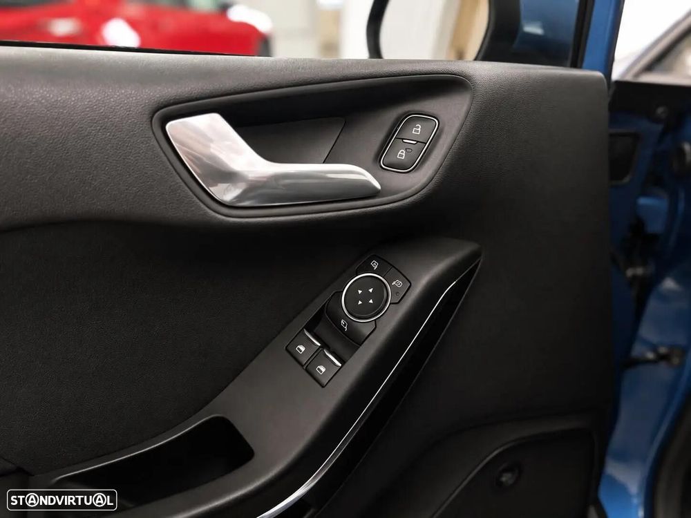 Ford Fiesta 1.5 EcoBoost S&S c/ Pack Pele Exclusiva ST - 26