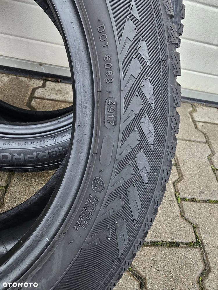 (A27) 195/50R15 82H 7,5mm 17r / Nokian WeatherProof - 8