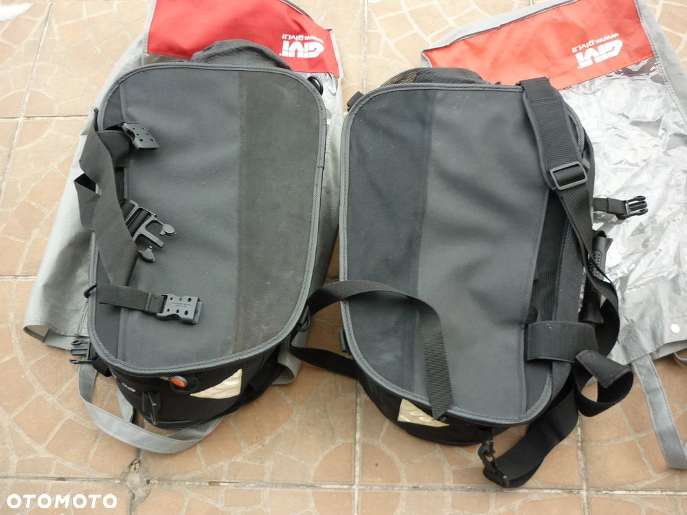 Sakwy boczne GIVI Voyager BAG - 11