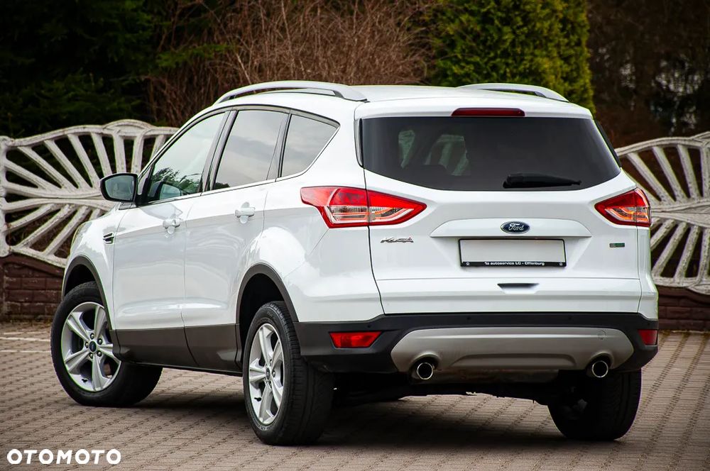 Ford Kuga 1.5 EcoBoost 4WD Titanium Plus - 38