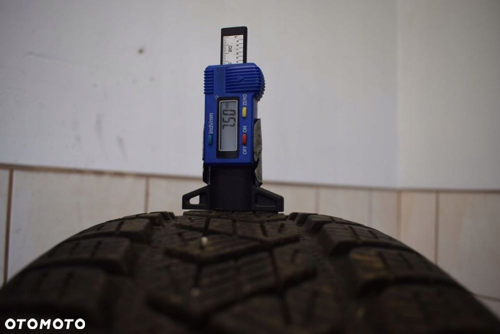 R17 215/65 Pirelli Scorpion Winter Wysyłka gratis! - 2