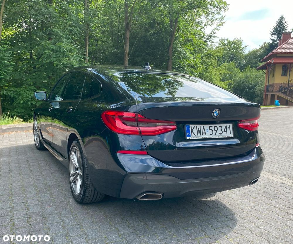 BMW 6GT - 4