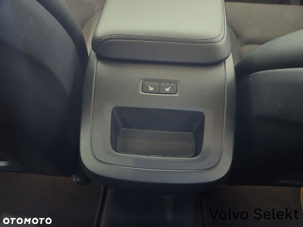 Volvo XC 60 - 31