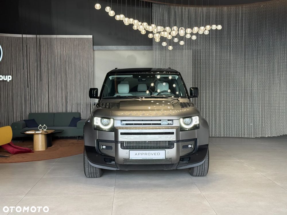 Land Rover Defender 3.0 D250 mHEV X-Dynamic HSE - 4
