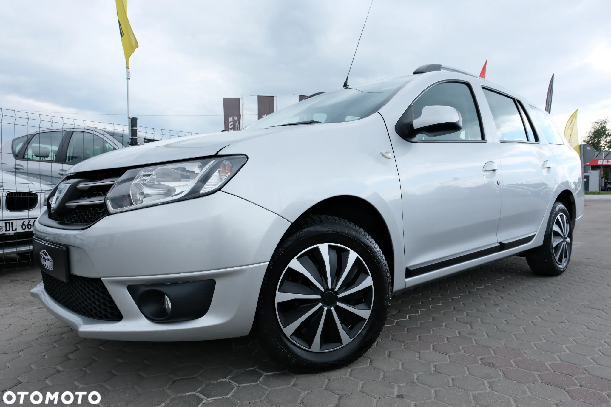 Dacia Logan MCV 1.2 16V 75 Ambiance - 25