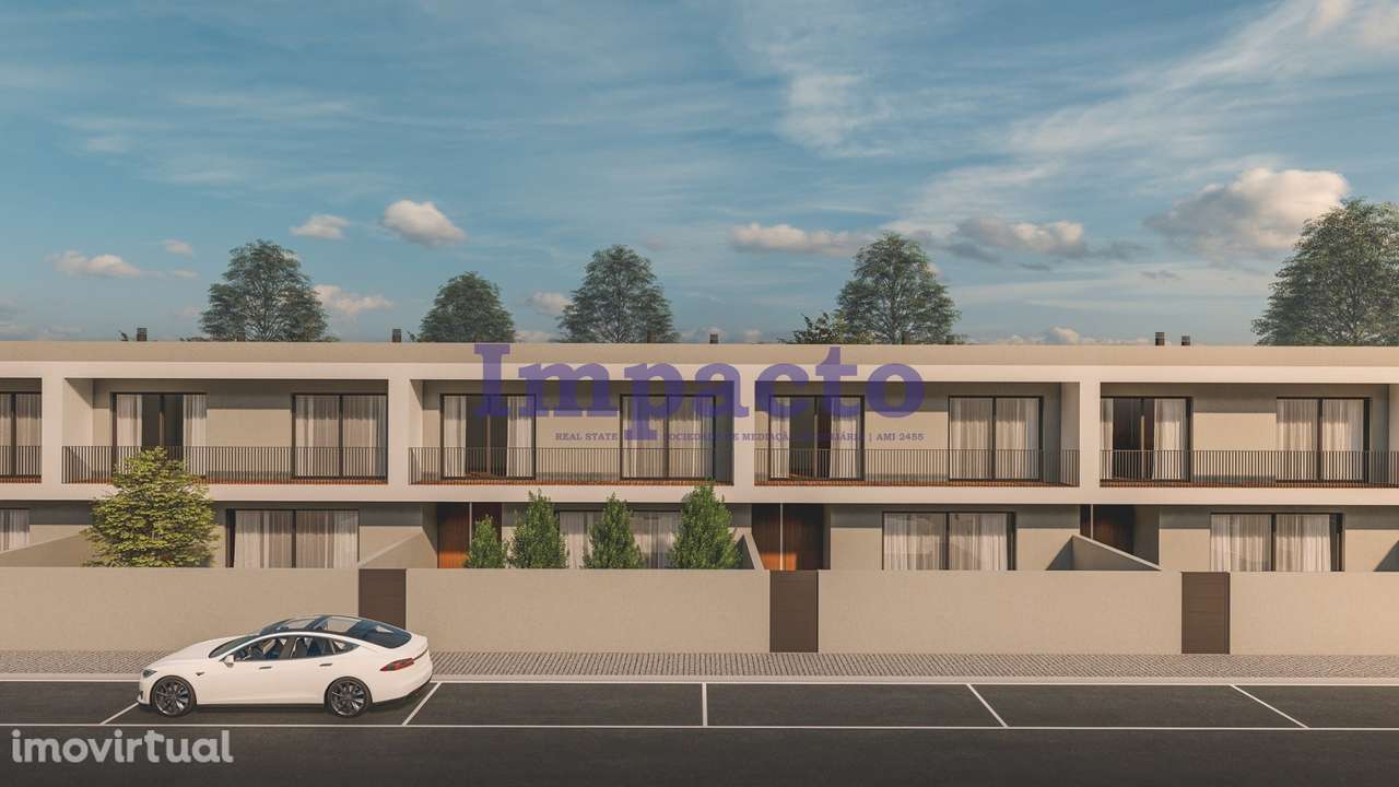 Moradia T3 em banda em construção, Loureiro, Oliveira de Azeméis. - Grande imagem: 2/12