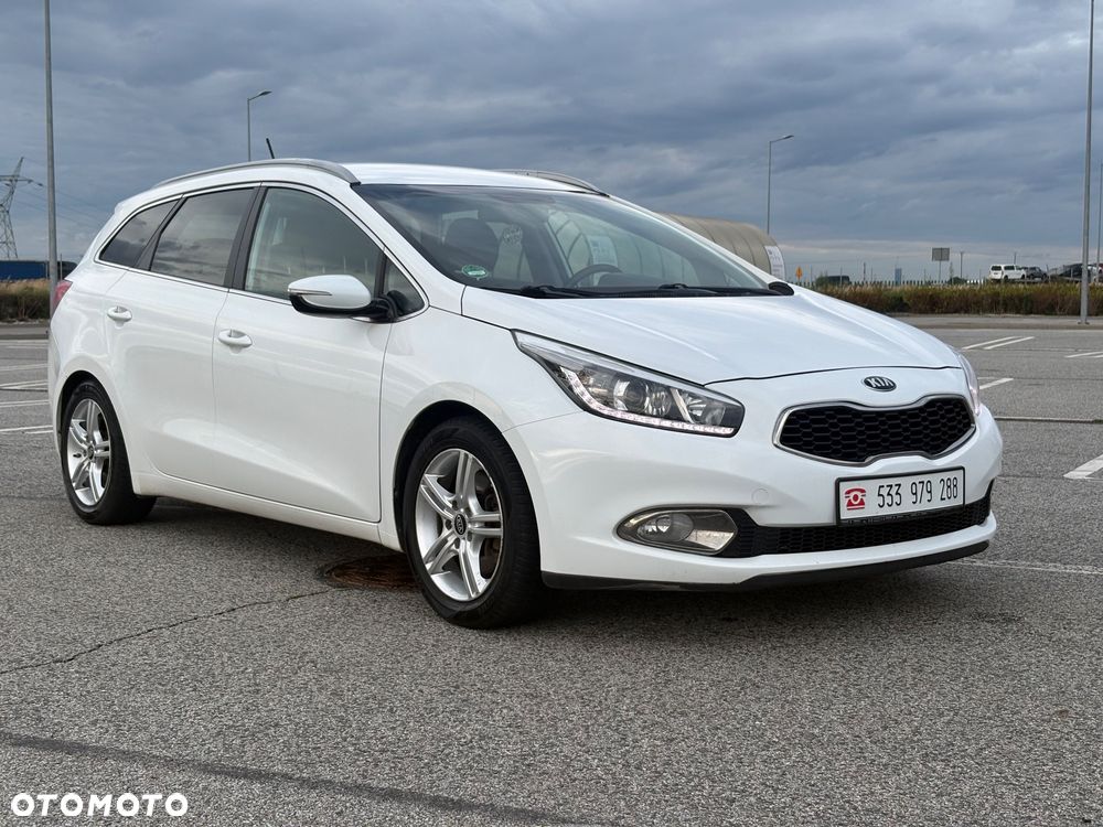 Kia Ceed 1.6 GDI Vision - 1