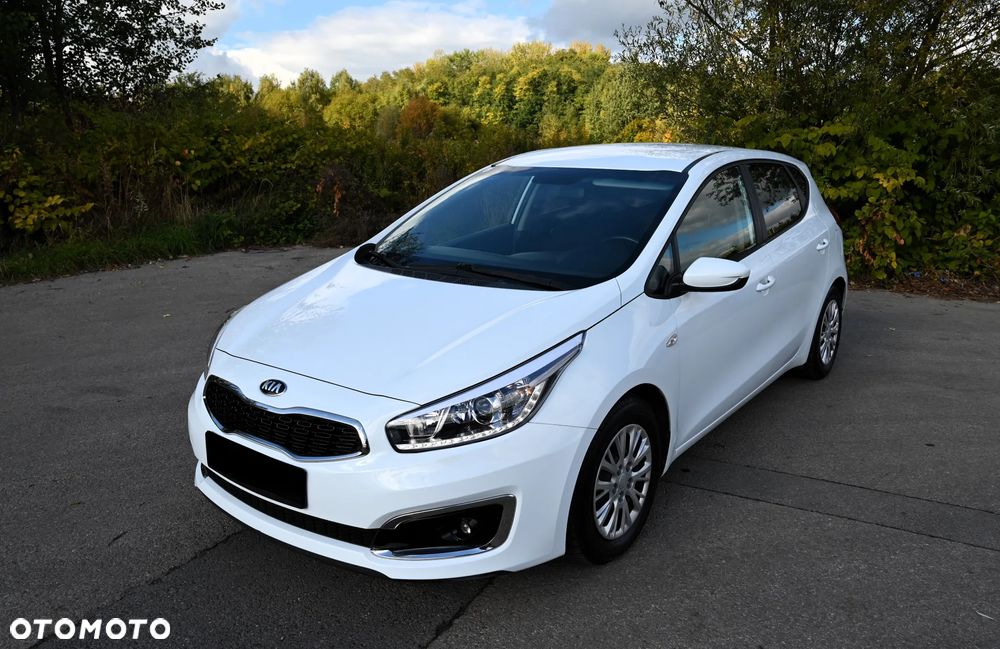 Kia Ceed 2015 photo 4