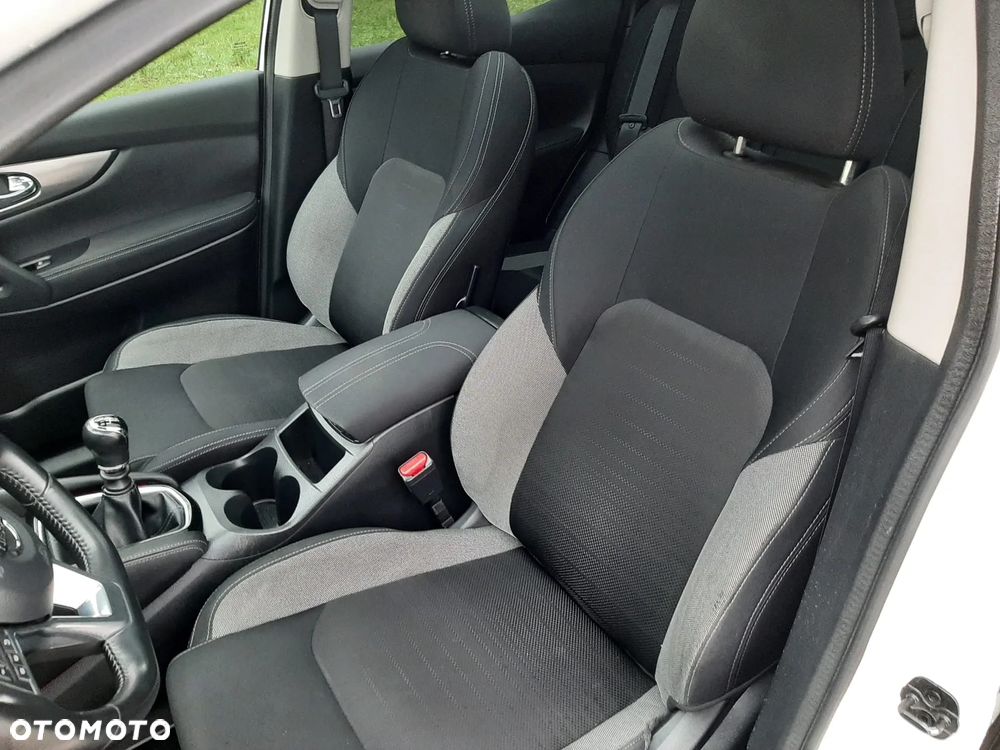 Nissan Qashqai 1.2 DIG-T 360 - 26