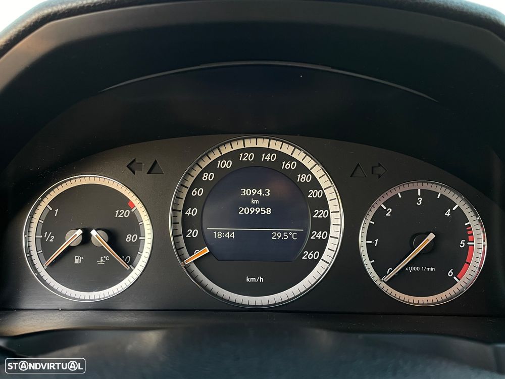 Mercedes-Benz C 220 CDi Classic - 23