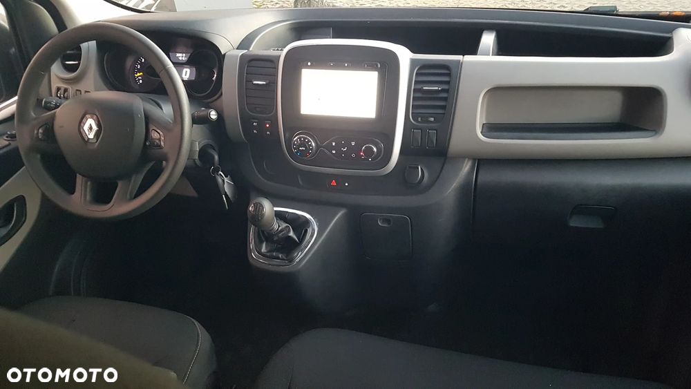 Renault Trafic III - 6