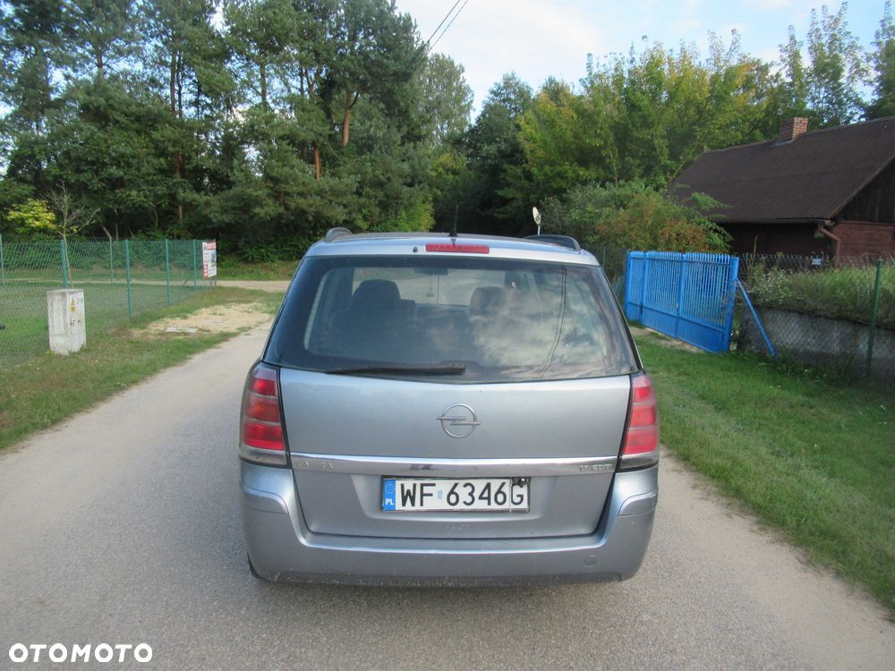 Opel Zafira - 4
