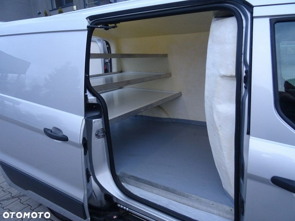 Ford Transit Connect - 11