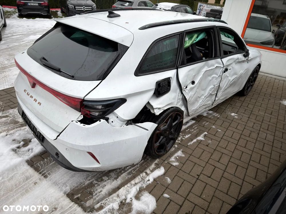 Cupra Leon 1.5 e-Hybrid PHEV VZ DSG - 4