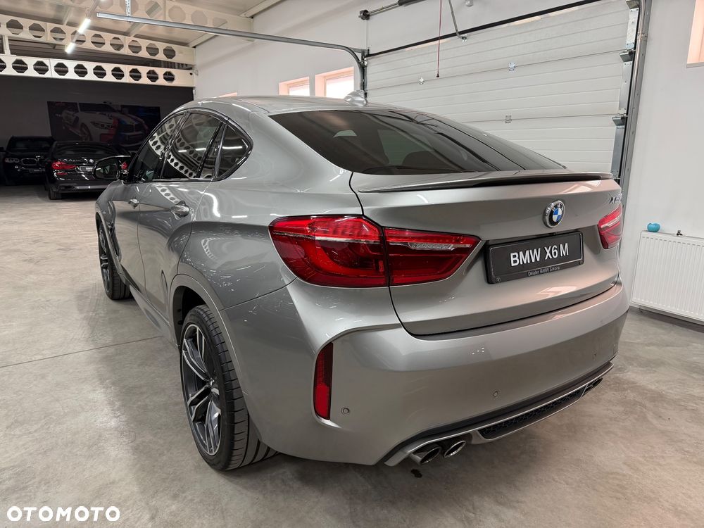 BMW X6M - 11