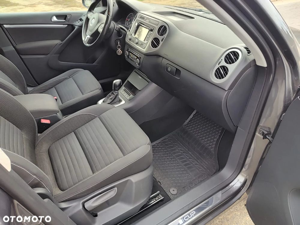 Volkswagen Tiguan 2.0 TDI BMT SCR 4Mot Comfortline DSG - 11