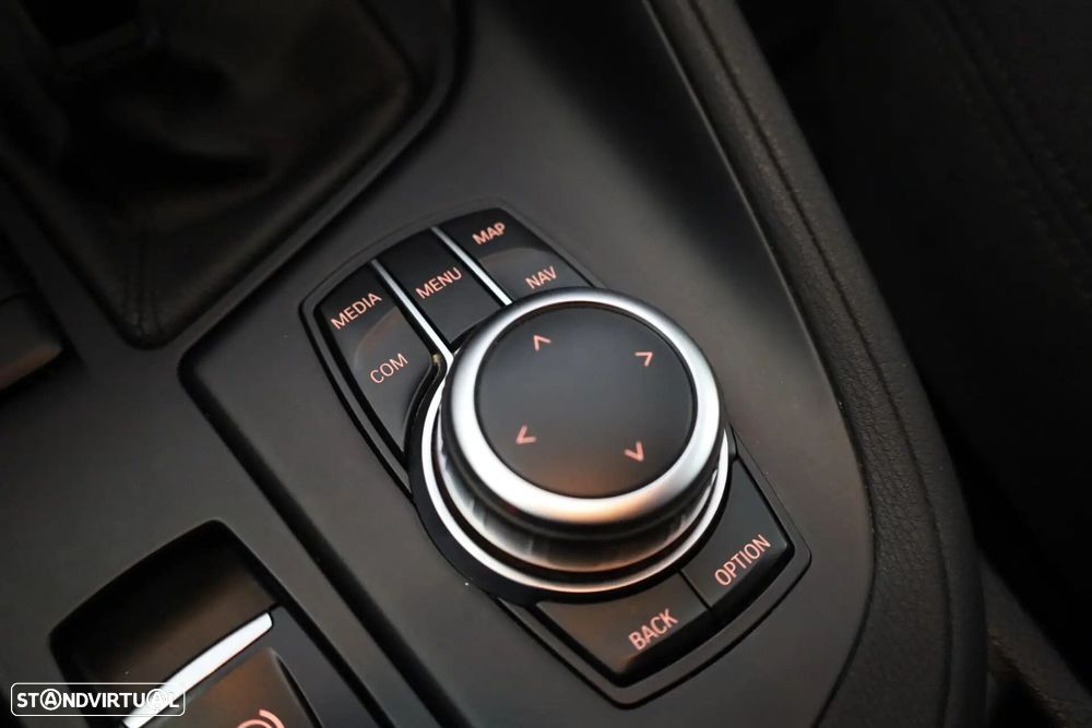 BMW X1 16 d sDrive Advantage Auto - 47