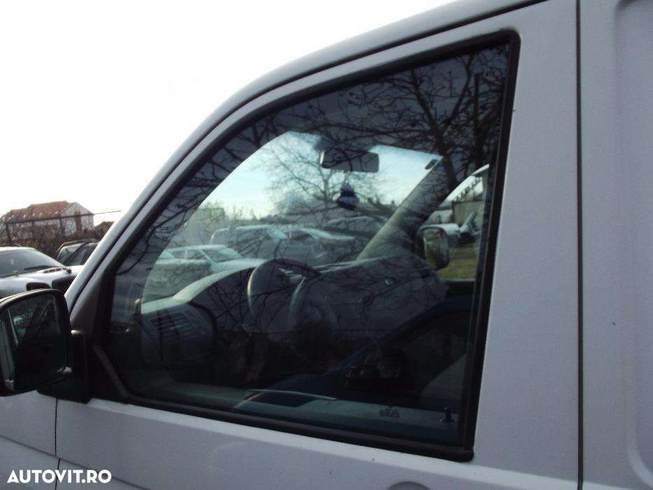 Parbriz VW T5 geam usa stanga dreapta luneta usi spate dezmembrez T5 - 3