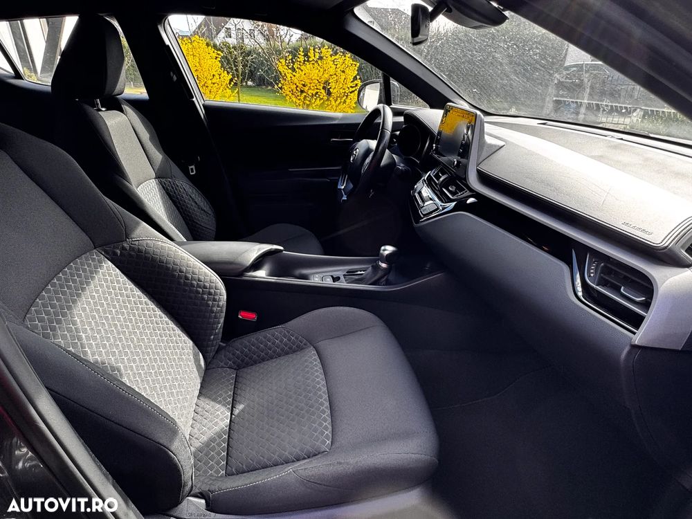 Toyota C-HR Business-Edition - 8