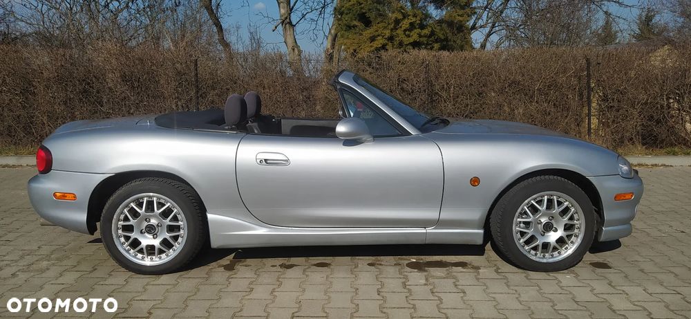 Mazda MX-5 1.6i 16V - 18