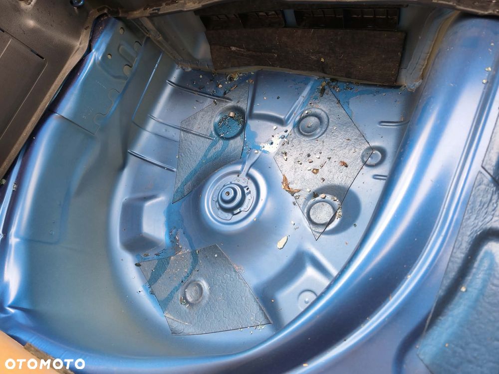 Skoda Fabia 1.0 MPI Active - 11