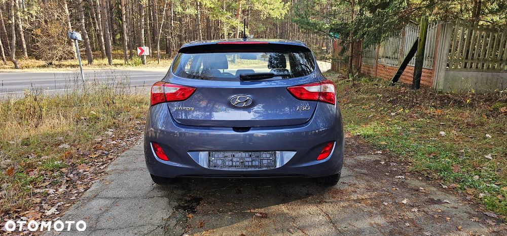 Hyundai i30 1.4 Select - 6