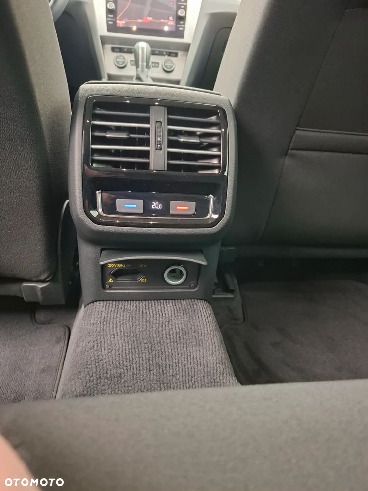 Volkswagen Passat Variant 2.0 TDI EVO Business DSG - 18