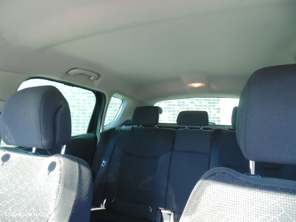Peugeot 3008 1.6 HDi Style - 34
