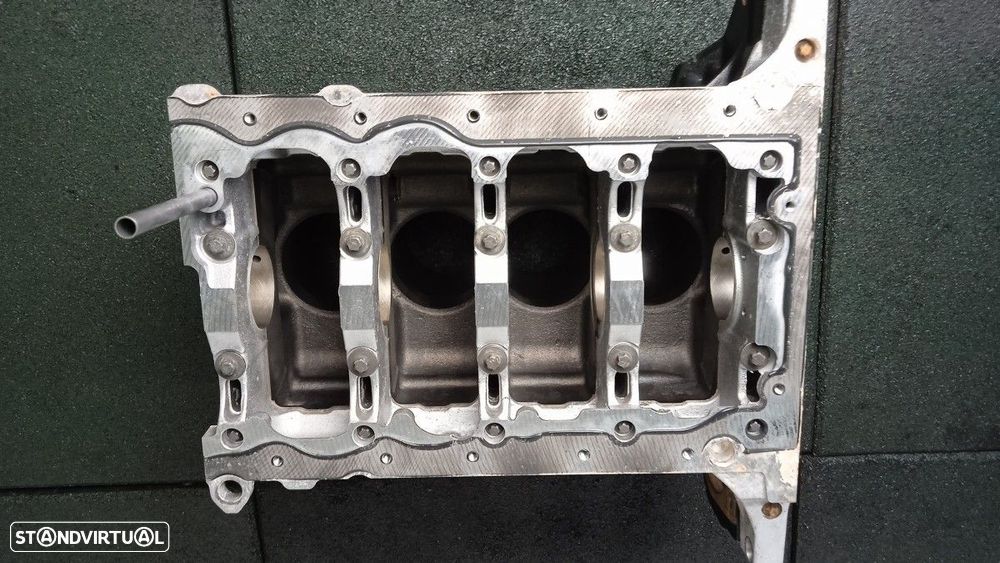 BLOCO DO MOTOR OPEL CORSA E SELECTIVE - 3