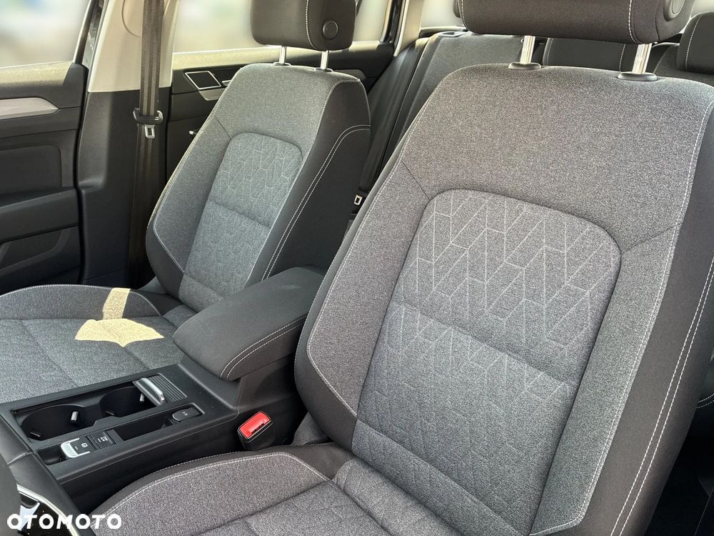 Volkswagen Passat 2.0 TDI EVO Business DSG - 17