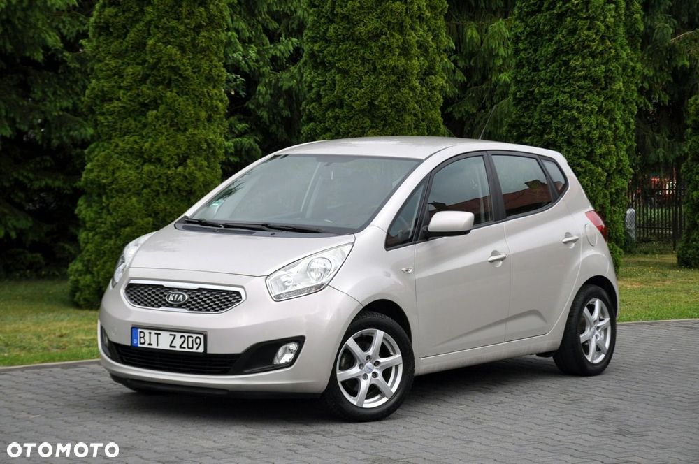 Kia Venga - 10