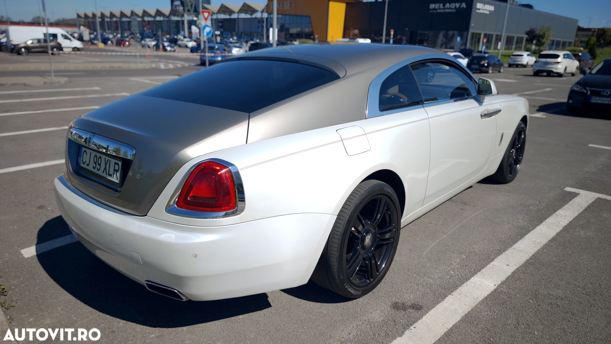 Rolls-Royce Wraith - 12