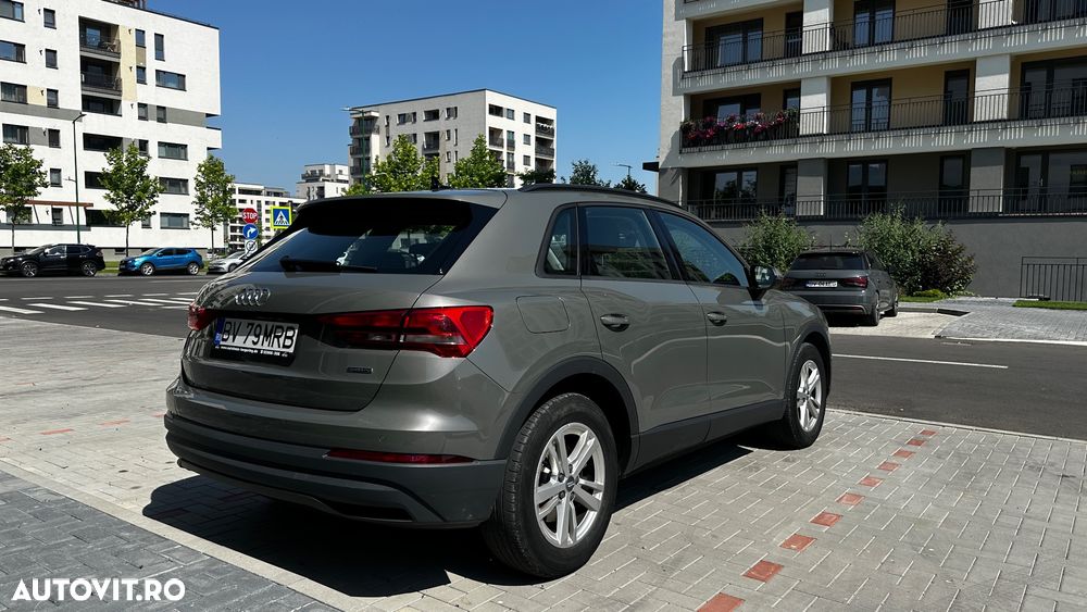 Audi Q3 2.0 40 TFSI S tronic quattro Basic - 3
