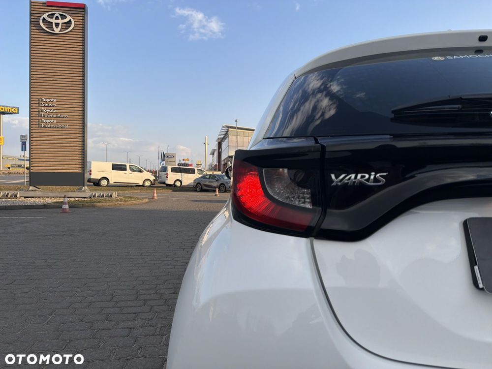 Toyota Yaris - 11