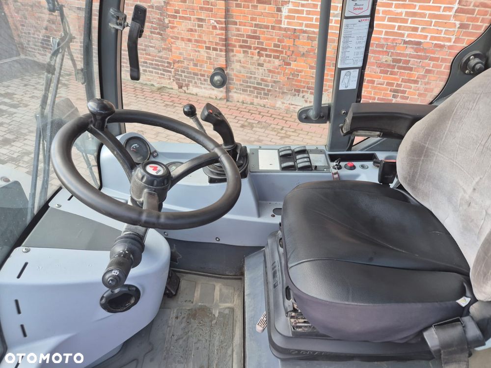 Schaeff SKL 833 CAT VOLVO JCB - 3