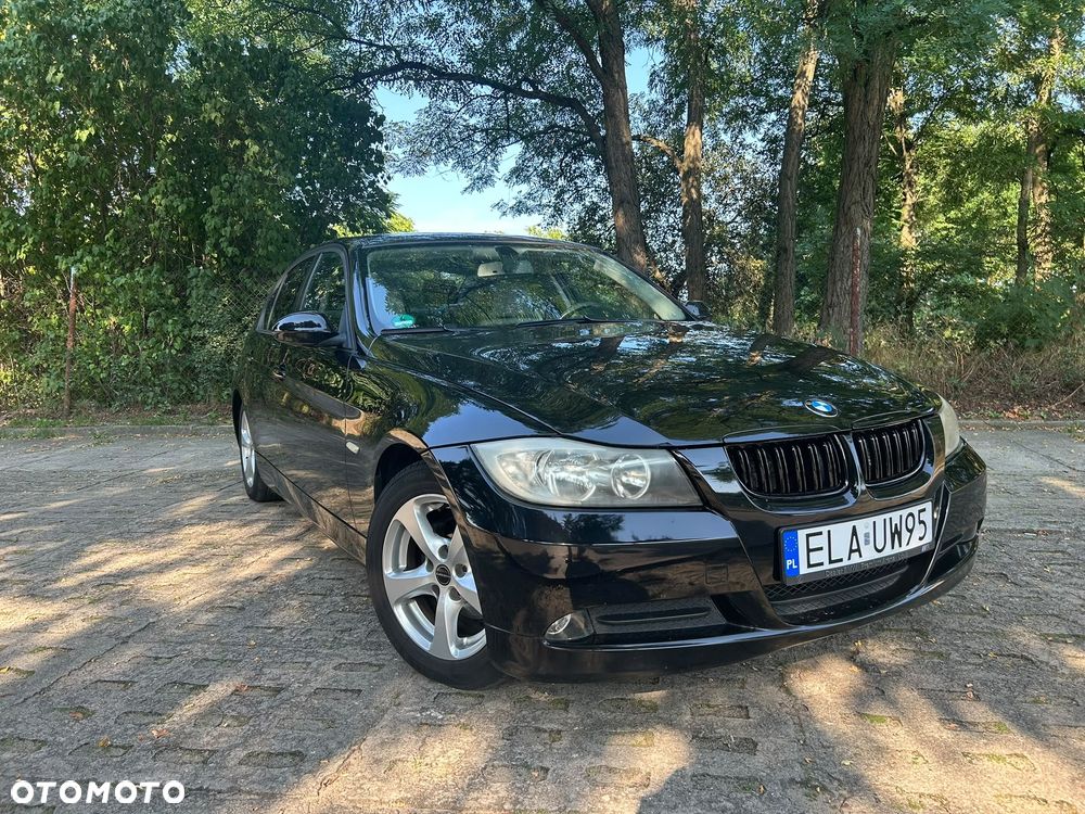 BMW Seria 3 318i - 3
