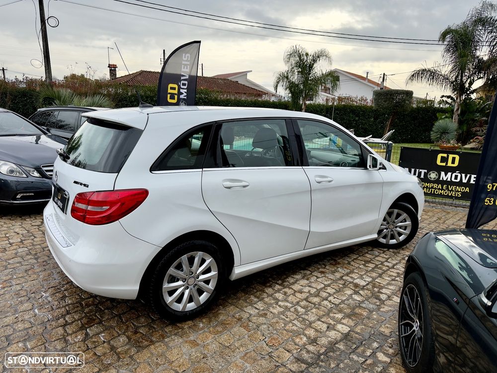 Mercedes-Benz B 180 (CDI) d 7G-DCT AMG Line - 18