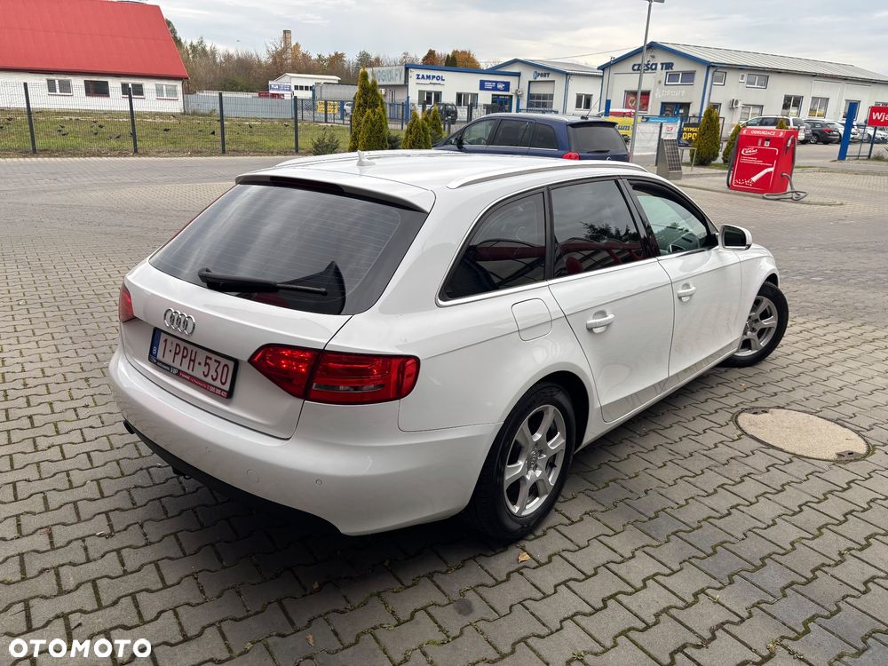 Audi A4 Avant 2.0 TDI - 4